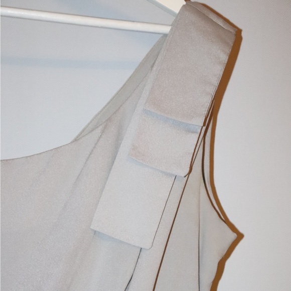 Mid 2000s One shoulder Cocktail mini dress sized Large, fits medium - Picture 2 of 2